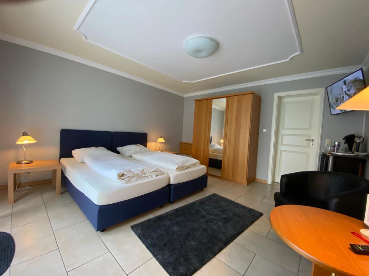 Gaestehaus Savo Nürburg Esterno foto